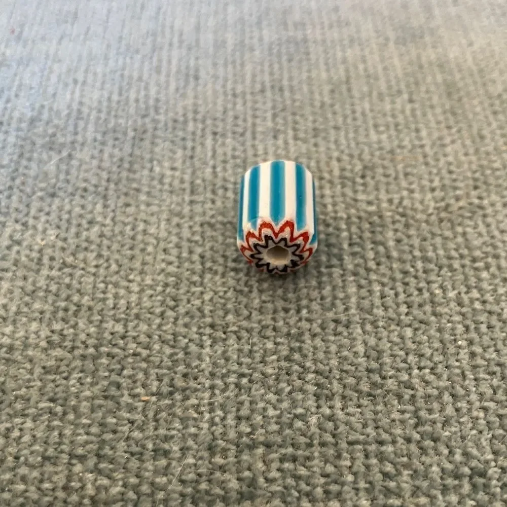 Bead
